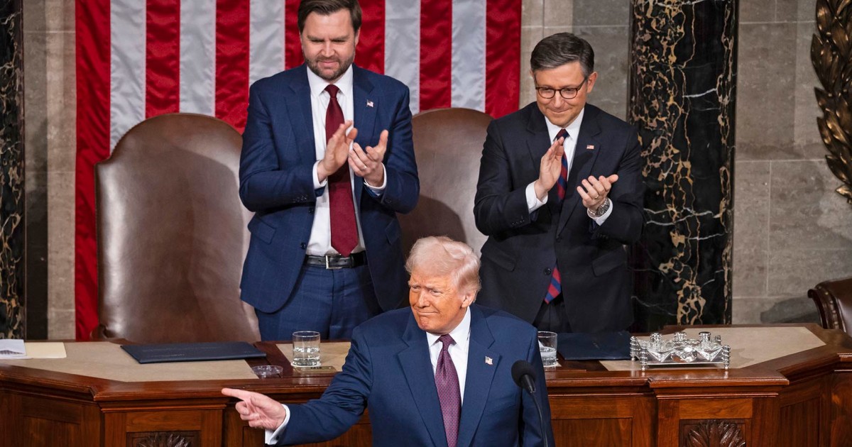 The two major forces shaping Trump's second midterm election