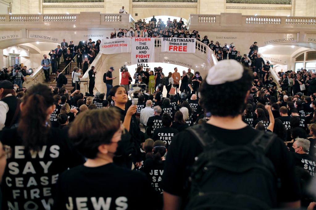 Every community has boundaries — why can’t we Jews?