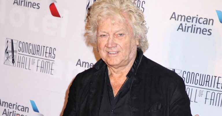 Moody Blues Member John Lodge Dies Unexpectedly Mid-Tour — What Happened?